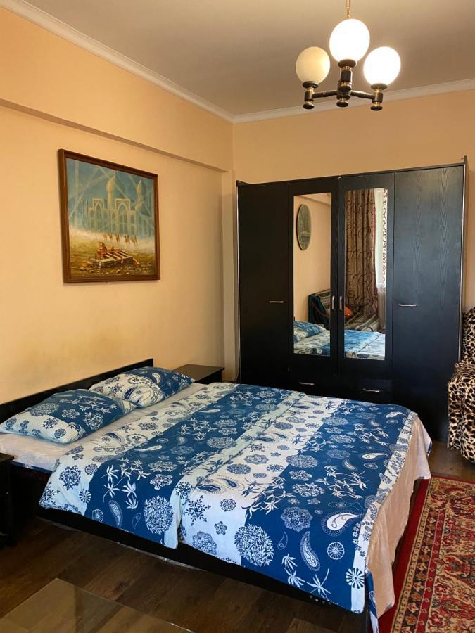 Loco Apartment *